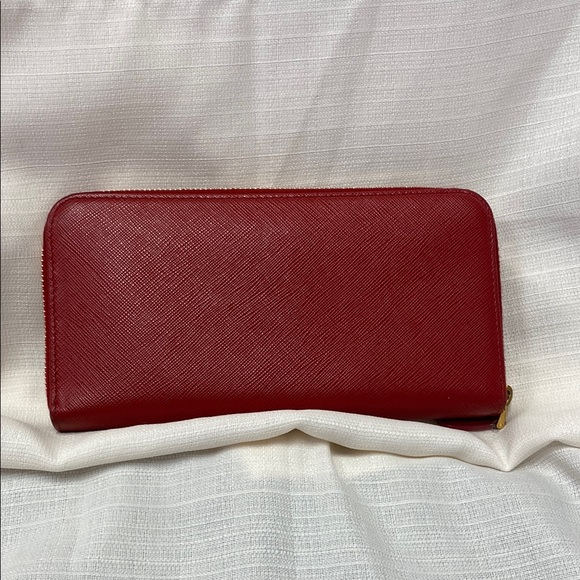 Prada Red Leather Wallet - Picture 2 of 10